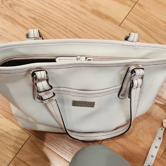 Nine West White Structured Tote with Silver Hardware - Picture 10 of 17